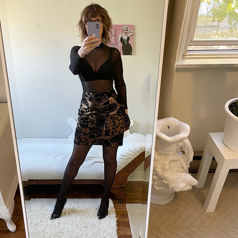 BLACK COPPER METALLIC PENCIL SKIRT ZIPPER SLIT LINED CACHE EMBOSSED PAISLEY
